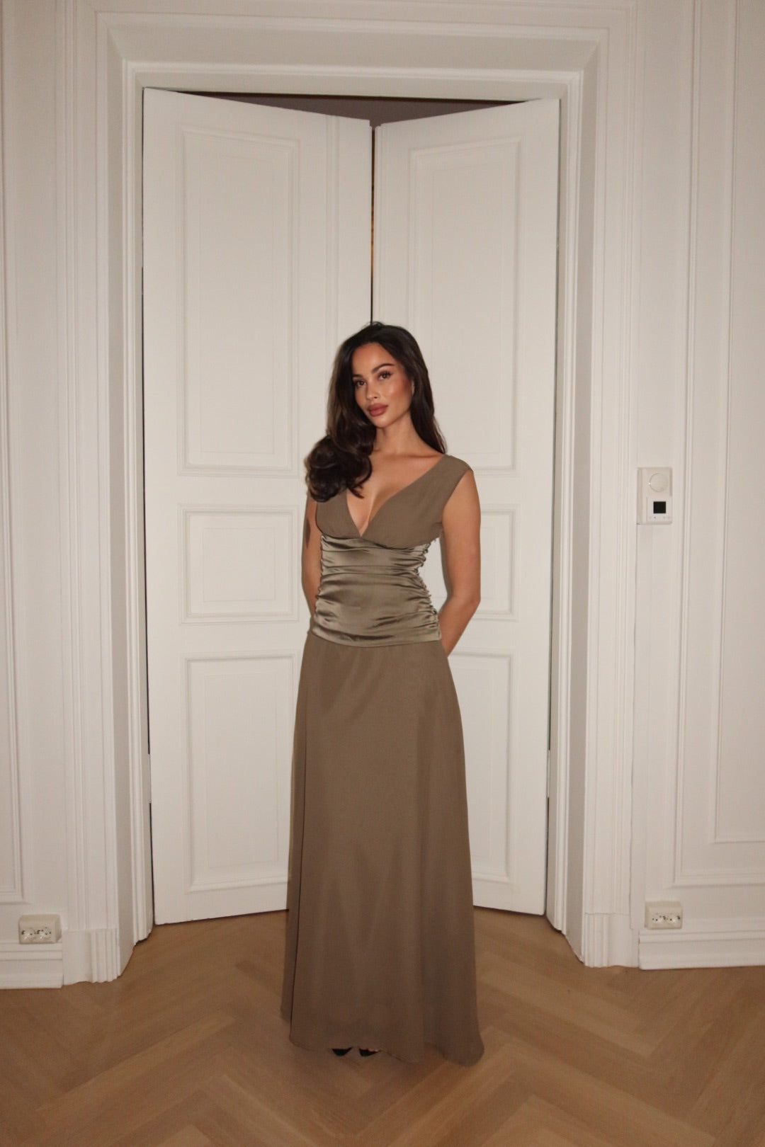 Margot - Venus Dress in Khaki