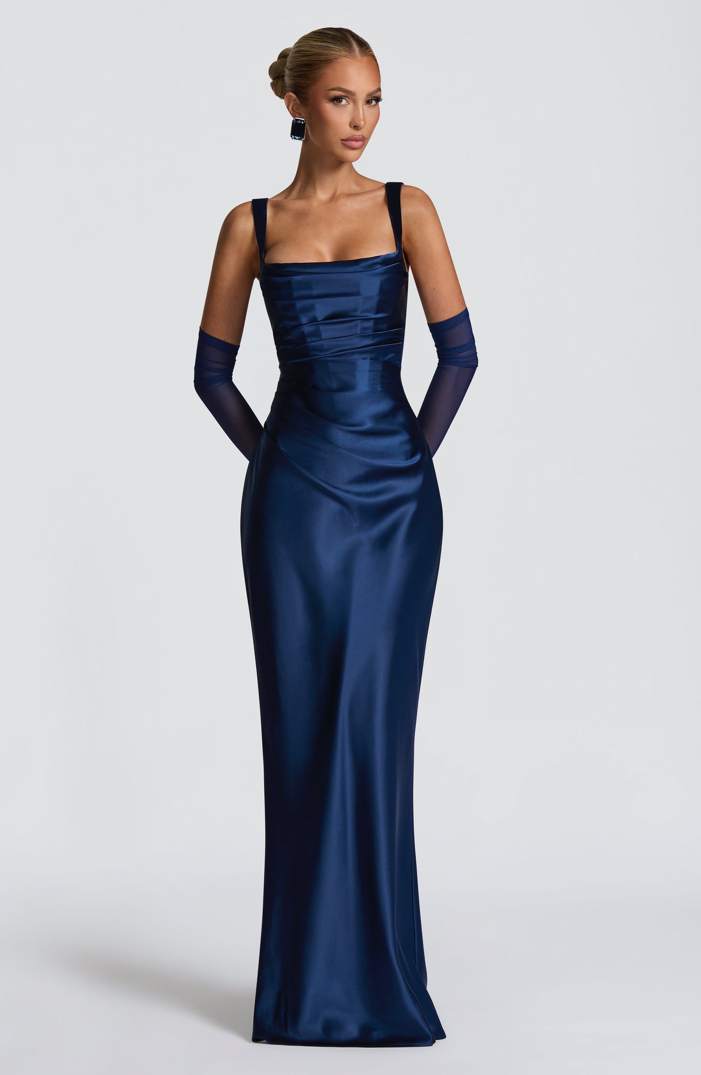 Robe Victoria